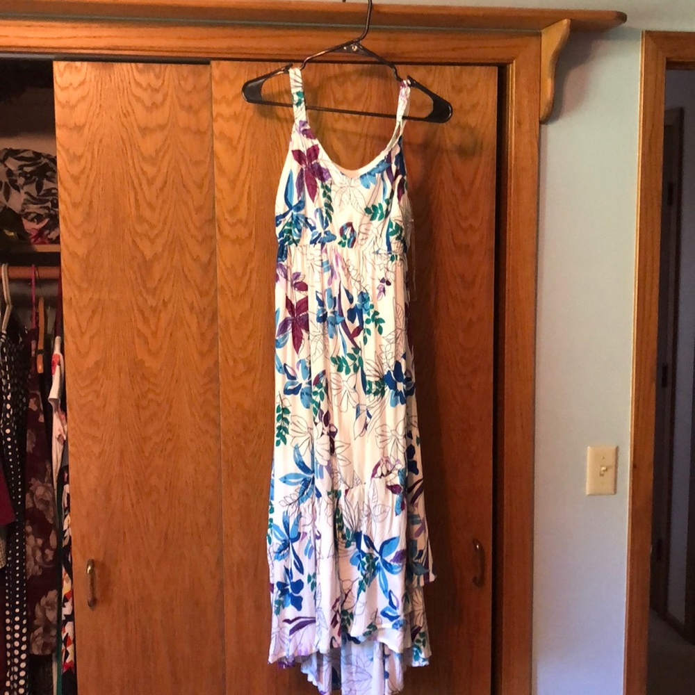 Isabel maternity floral dress NWT